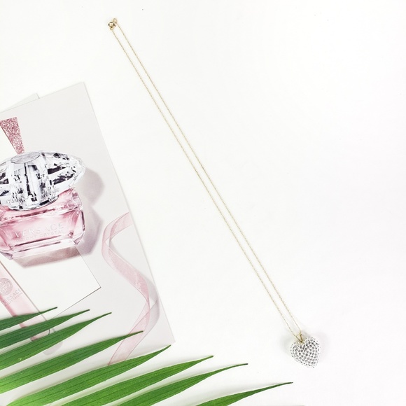 SOLD 10K Gold Necklace with Crystal Heart Resin - Picture 3 of 8